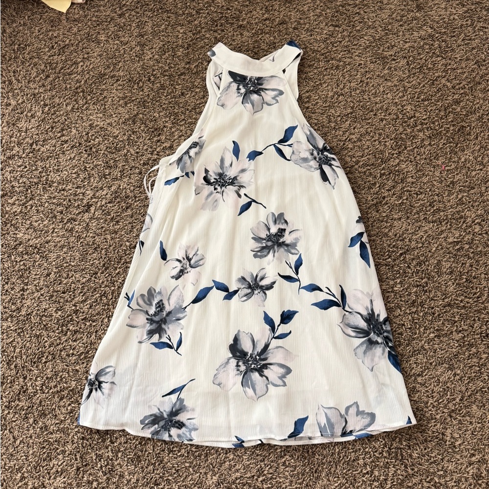NWT Lulus Floral Dress